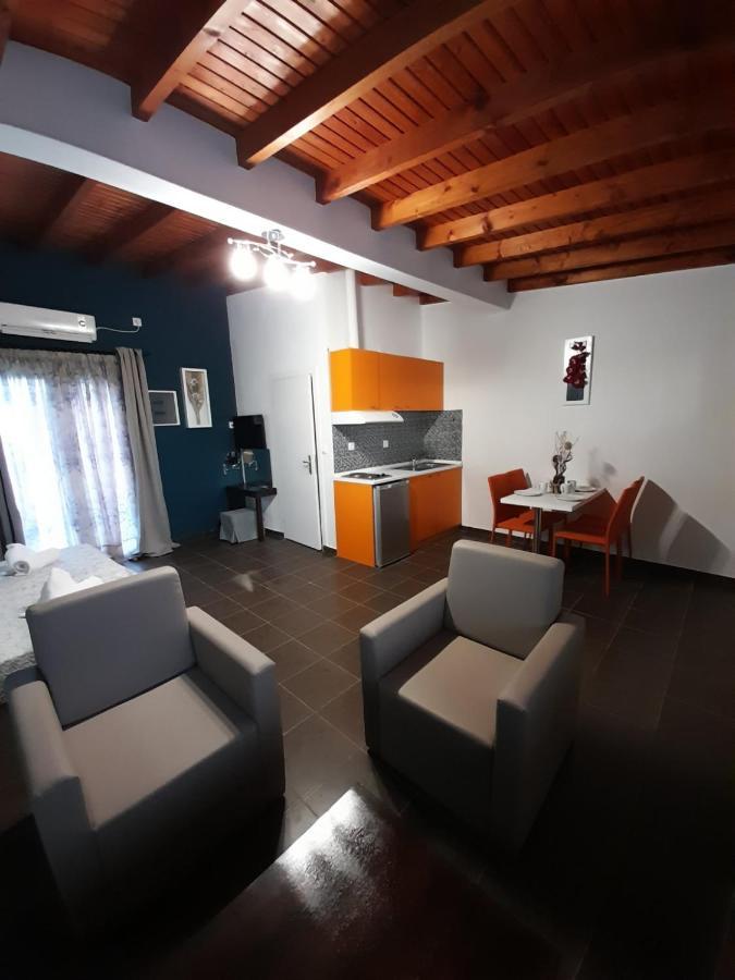 Victory Apartments Hotel Самотракі Екстер'єр фото
