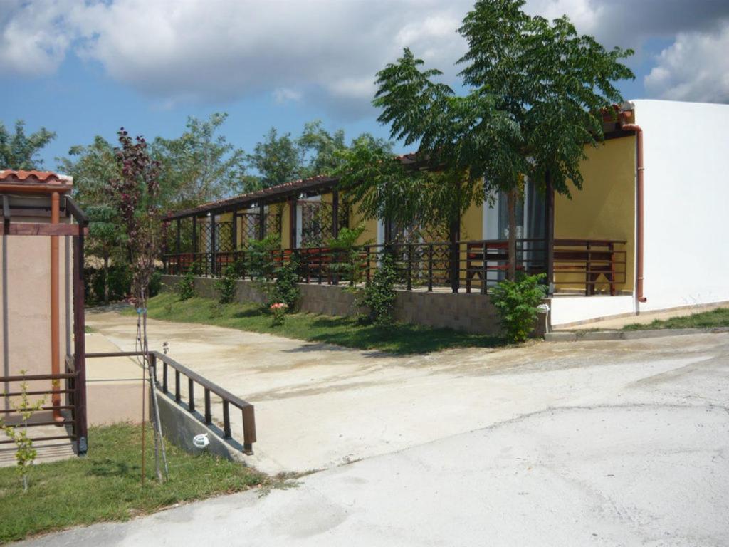 Victory Apartments Hotel Самотракі Екстер'єр фото