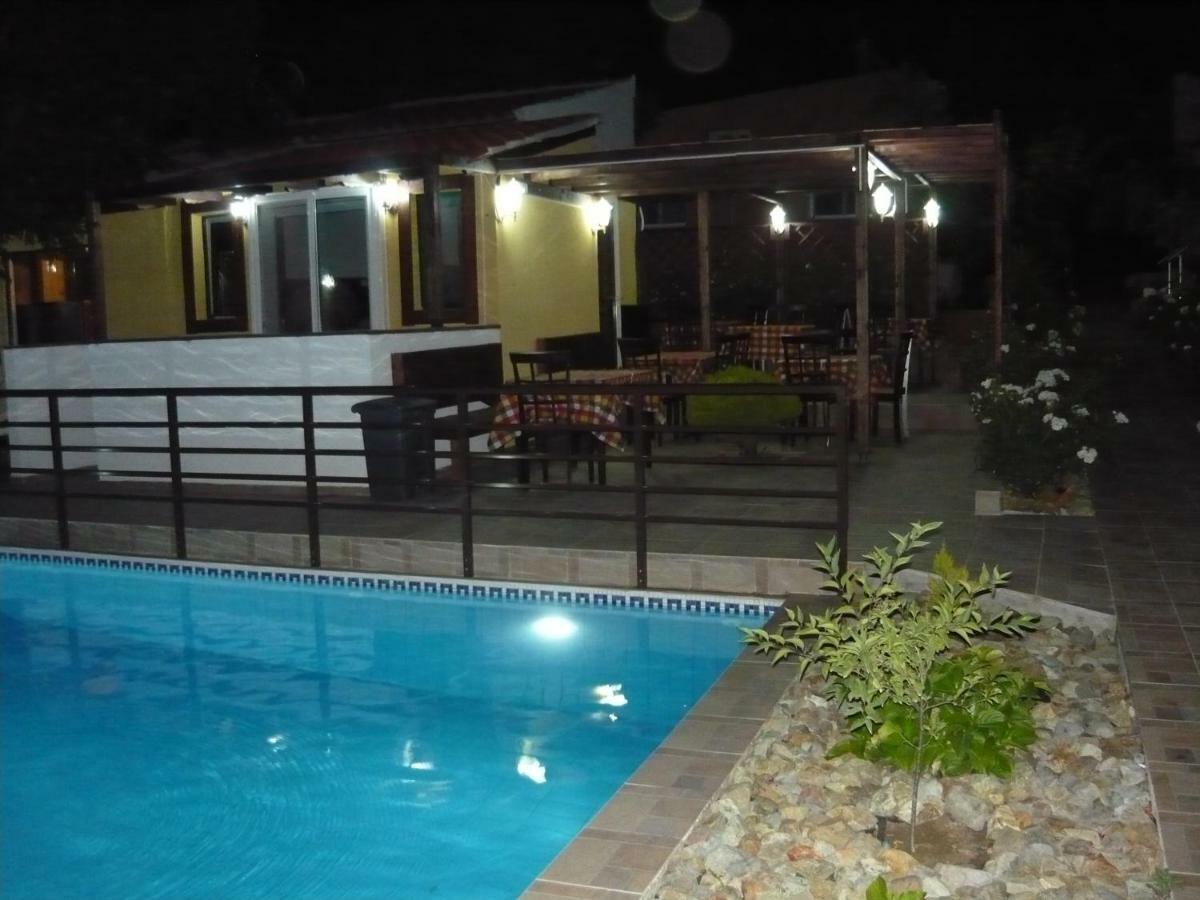 Victory Apartments Hotel Самотракі Екстер'єр фото